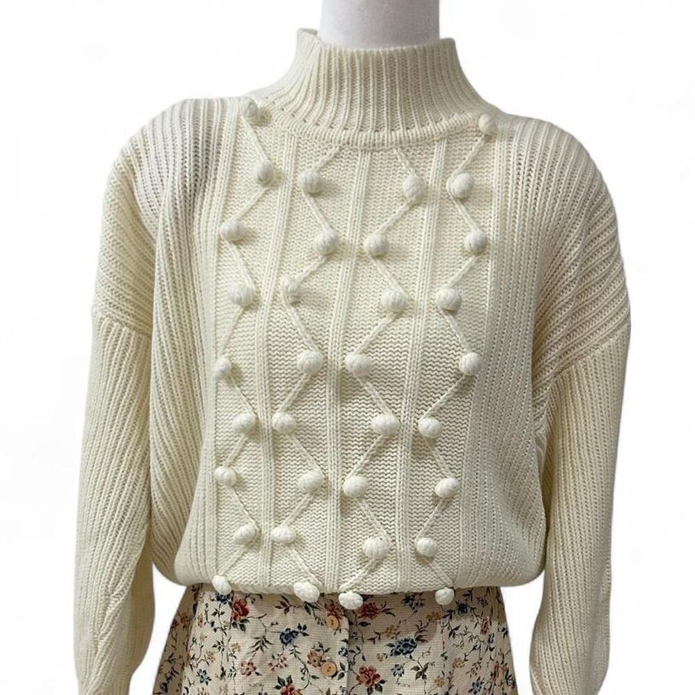 Vintage Women's Cream Sweater